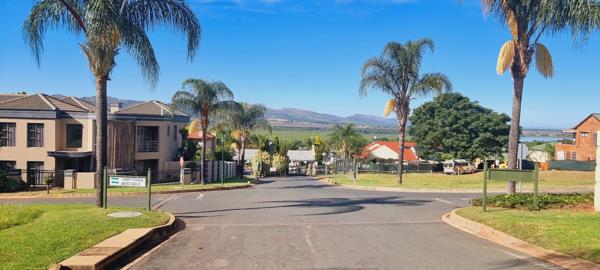 960 m² Land