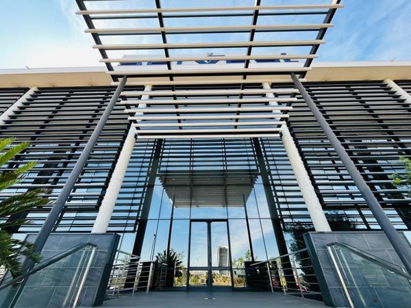 1 000 m² Commercial space