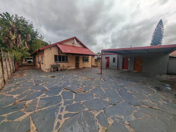 9 Bedroom House