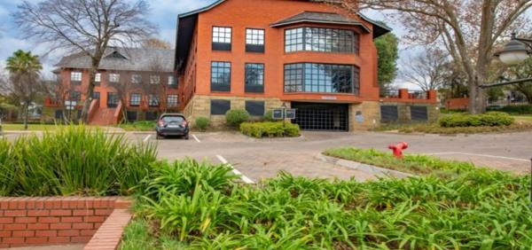 498.5 m² Office Space