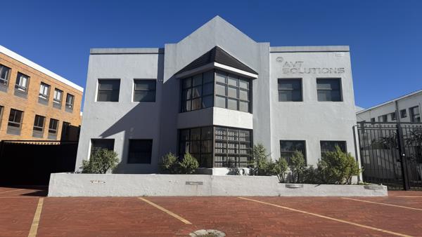 495 m² Commercial space