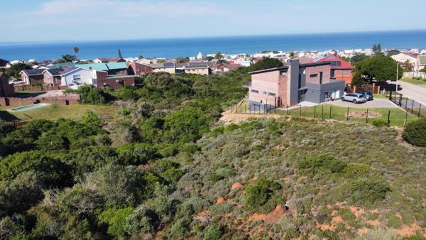 855 m² Land