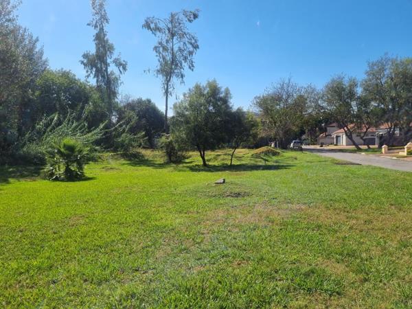 762 m² Land