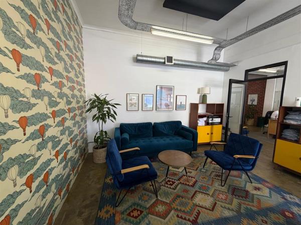 603 m² Office Space