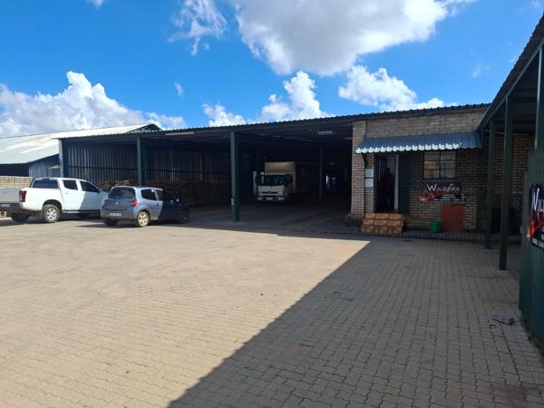 1 500 m² Commercial space
