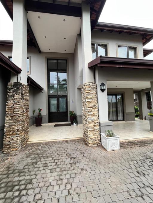 4 Bedroom House