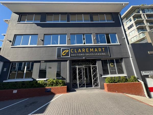 438 m² Commercial space