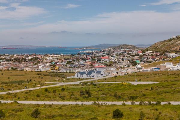 550 m² Land