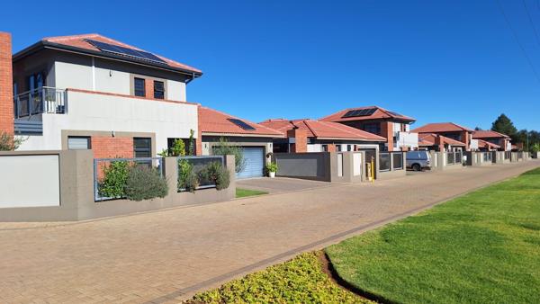 3 Bedroom Townhouse