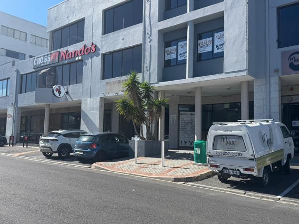 91.2 m² Retail Space