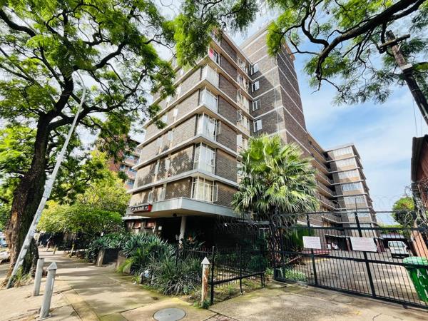 1.5 Bedroom Flat