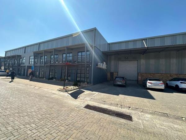 1 584 m² Industrial space