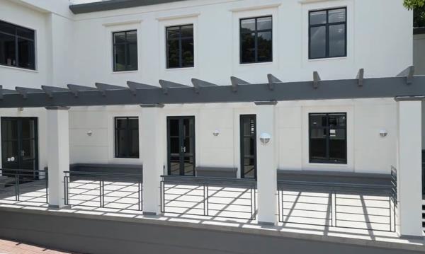 3 494.7 m² Office Space