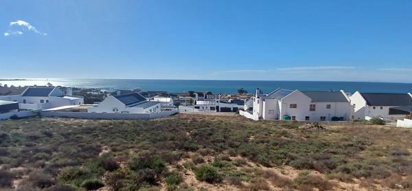 812 m² Land