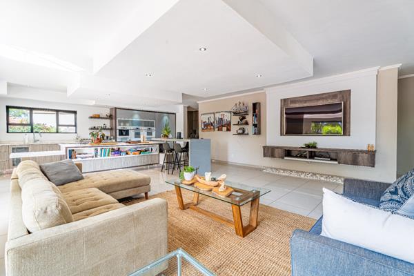 6 Bedroom House