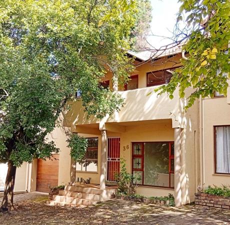 4 Bedroom Townhouse