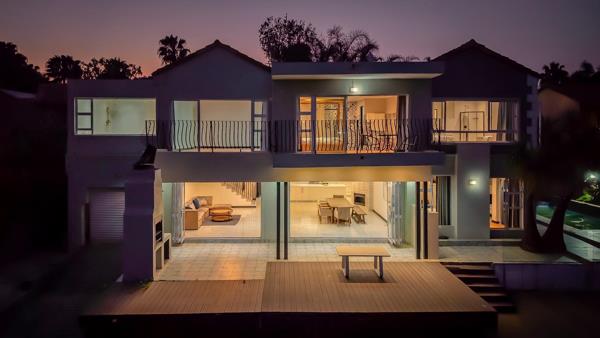 6 Bedroom House