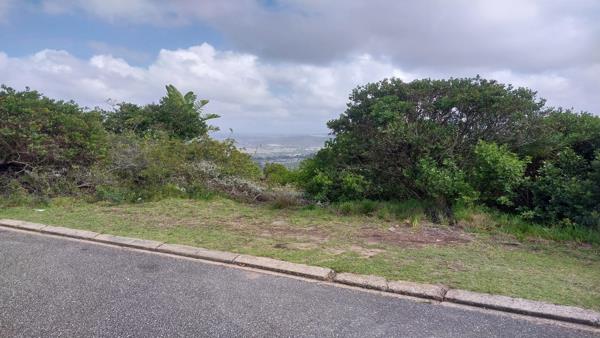 1 034 m² Land