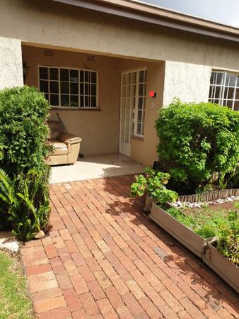 1 Bedroom Townhouse