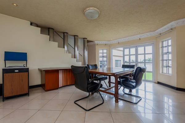 5 Bedroom House in Gallo Manor