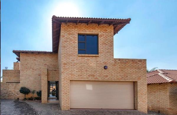 3 Bedroom Townhouse