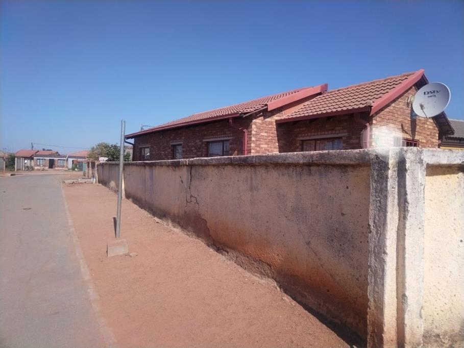 2 Bedroom House