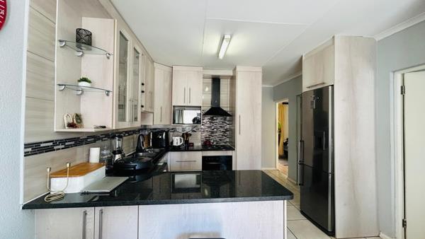 3 Bedroom Apartment