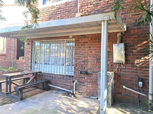 1 Bedroom House