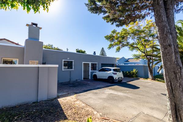 6 Bedroom House