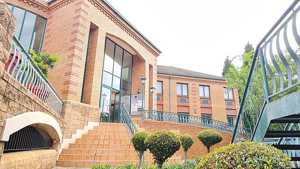 283 m² Office Space
