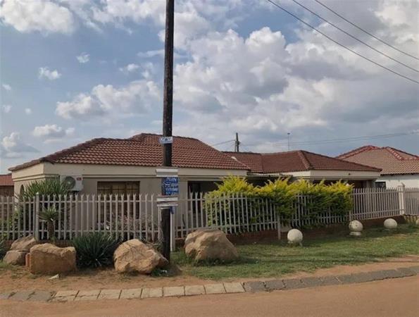 2 Bedroom House