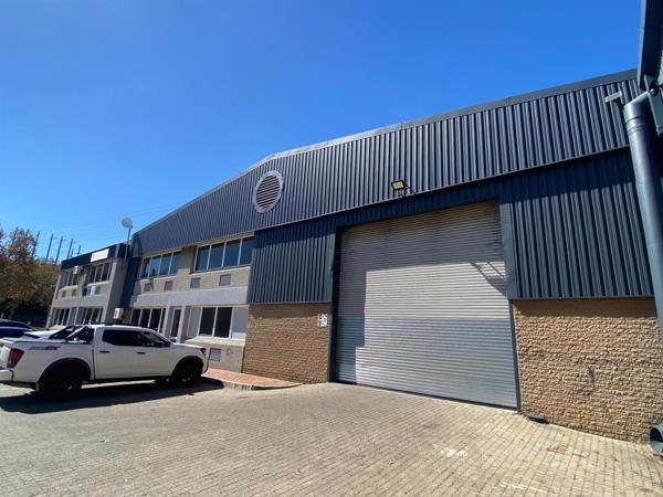 1 008 m² Industrial space