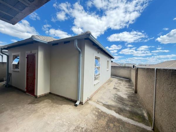 2 Bedroom House