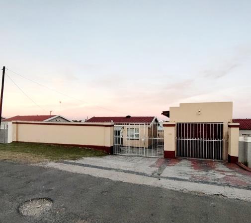 2 Bedroom House