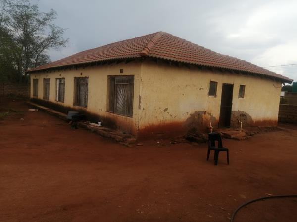 12 Bedroom House