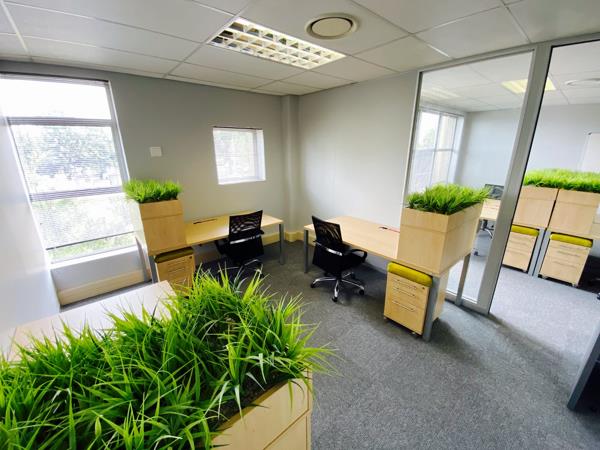 100 m² Office Space