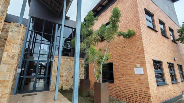 140 m² Office Space