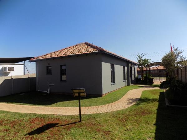 2 Bedroom House
