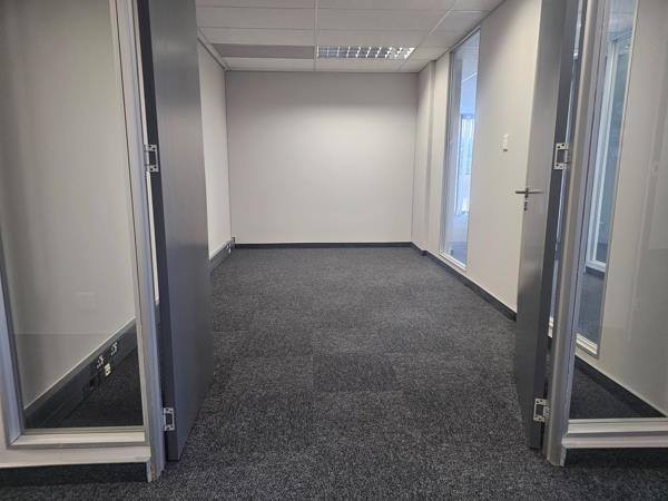182 m² Office Space