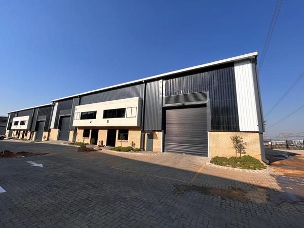 558 m² Industrial space