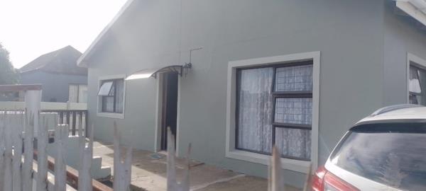 6 Bedroom House