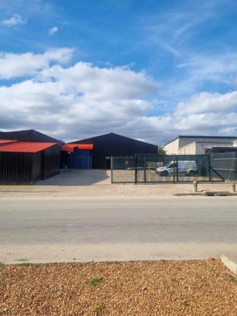 1 400 m² Industrial space