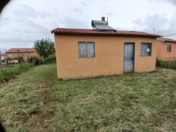 2 Bedroom House