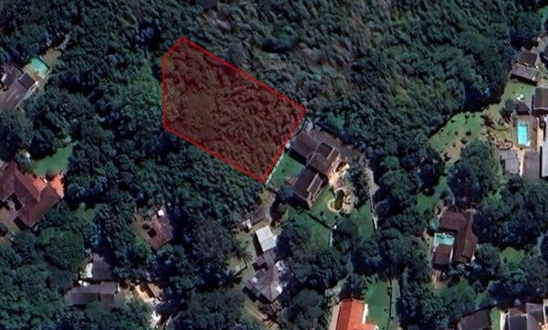 2 120 m² Land