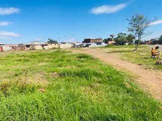 900 m² Land