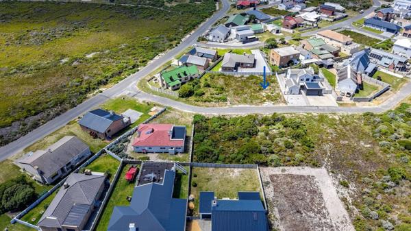 616 m² Land