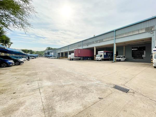 4 000 m² Industrial space