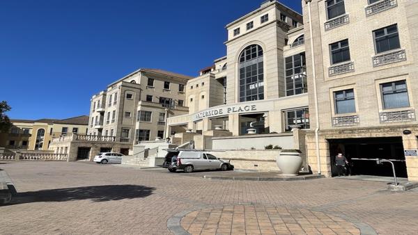 158 m² Commercial space