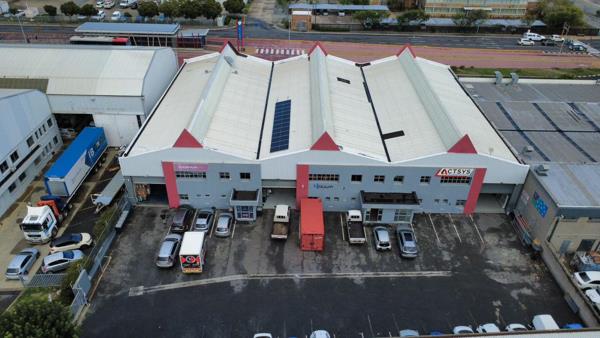 654 m² Industrial space