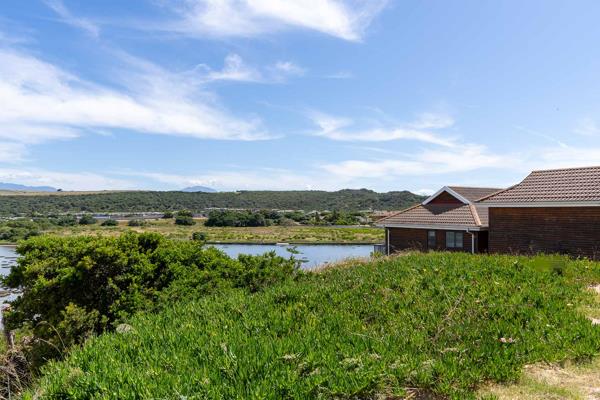 625 m² Land
